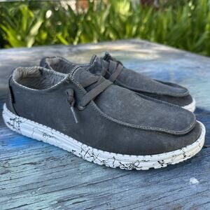 Hey Dude Wendy Moon Shoes Women’s Size 8 Slip On Comfort - 30